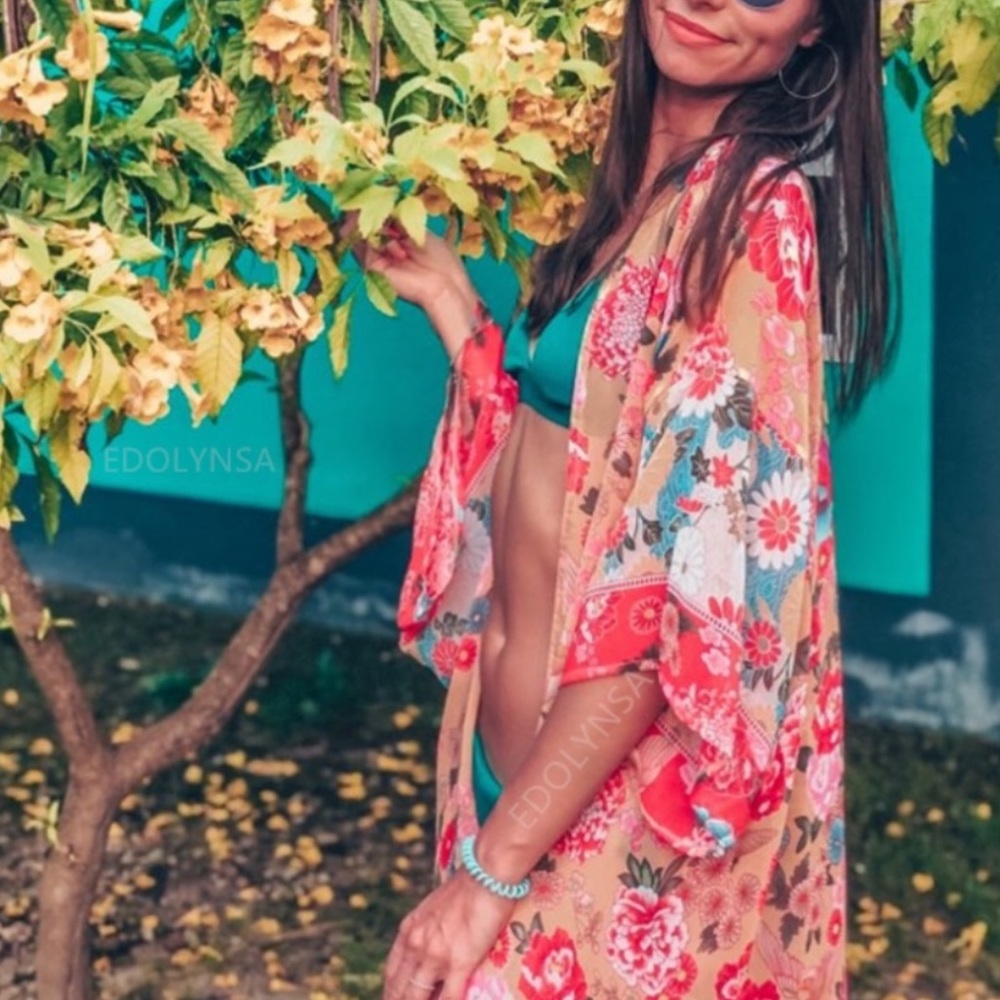 Breathlessly Bohemian Kimono In Wild Pink Blooms